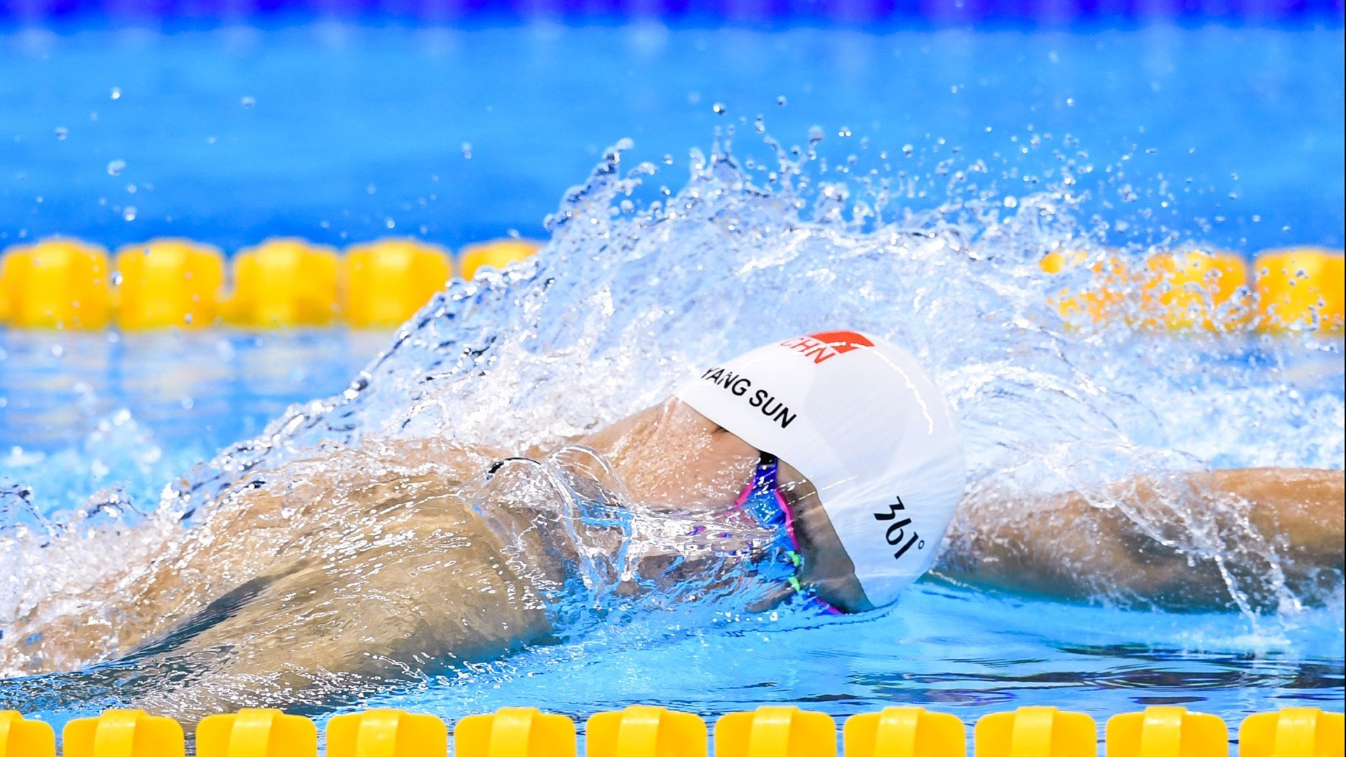 分区决赛转会风云：国际米兰盯上锋线强援，浓眉或成交易筹码